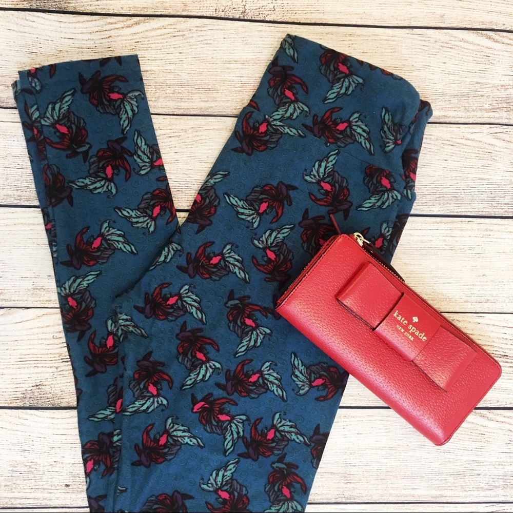 NEW LuLaRoe leggings- One Size!